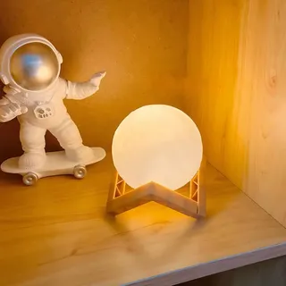 Luminária De Abajur Lua 3d Marca Petrin