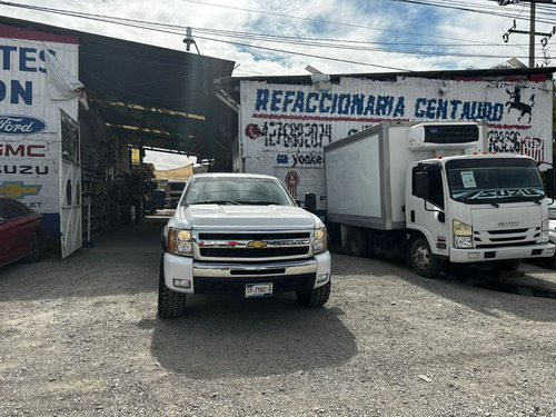 Chevrolet Cheyenne 5.3 2500 Crew Cab Lt 4x4 Mt