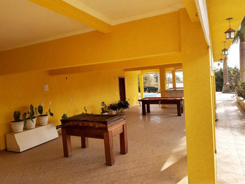 Imagem 8 de 14 de 2.400m², Condomínio, 05 Dormitórios, Churrasqueira E Piscina