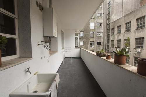 Imagen 15 de 16 de Venta Apartamento 3 Dormitorios Centro ¡piso Alto,a Metros De La Intendencia, Reciclado A Nuevo, Ideal Vivienda U Oficina!