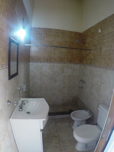 Imagen 9 de 12 de Excelente Duplex C/patio .venta