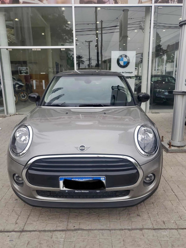 Imagen 2 de 8 de Mini Cooper 2021 1.5 F56 Pepper 136cv