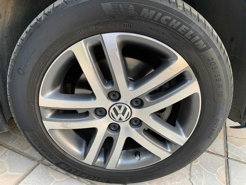 Imagen 13 de 15 de Volkswagen Jetta 2.5 Trendline Mt 2016