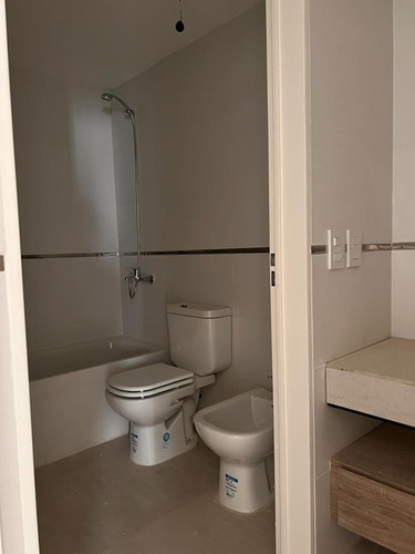 Imagen 9 de 22 de Departamento A Estrenar Av Chiclana 3607 Caba 3 Ambientes