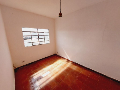 Imagem 13 de 16 de Casa Com 3 Cômodos, 1 Dormitório Para Alugar Por R$ 700/mês - Jardim Camargo Novo - São Paulo/sp - Ca0087