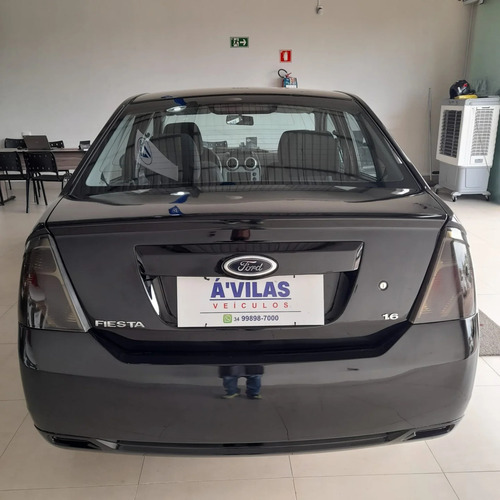 Ford Fiesta 1.6 MPI SEDAN 8V FLEX 4P MANUAL