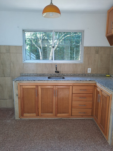 Hermosa Casa En Alquiler, Marindia Norte!! 2 Dormitorios Y Living Comedor