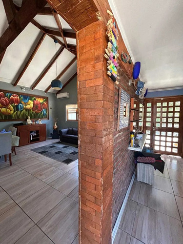 Venta Parcela Con 2 Casas (113863)
