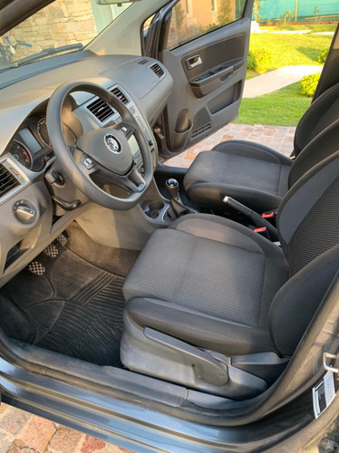 Volkswagen Fox Connect 1.6 2018