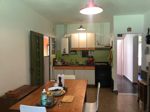 Imagen 16 de 22 de Venta De Casa 4 Am. En Ph Con Lote Parquizado Parque Leloir