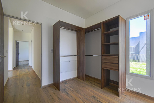 Casa De Diseño Racionalista En Una Planta A Estrenar - La Magdalena Barrio Cerrado - Canning