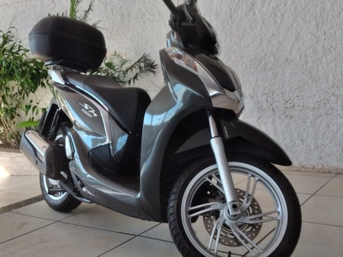 Imagem 5 de 8 de Sh 300i Street