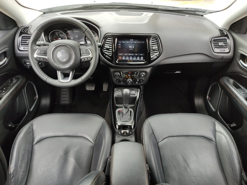 Imagem 8 de 12 de Jeep Compass 2018 2.0 Limited Flex Aut. 5p