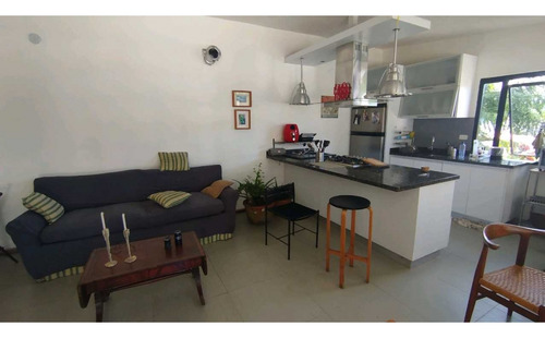 Casa En Venta Urb El Placer 5h/6b/3p Piscina