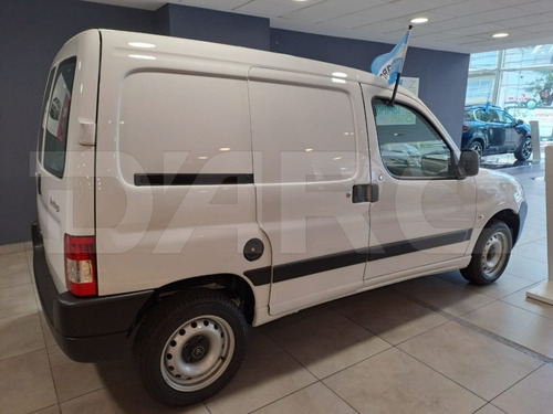 Imagen 4 de 25 de Citroen Berlingo Furgón Hdi 0km - Darc Citroen Autos