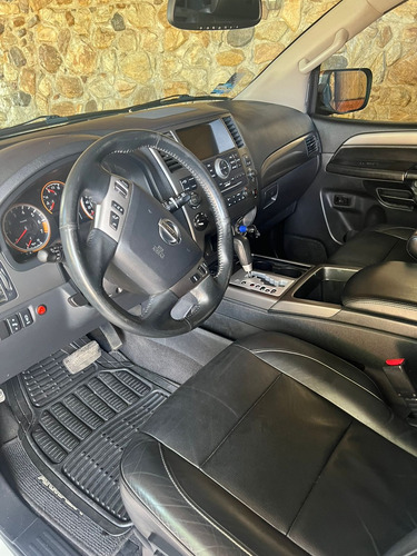 Nissan Armada 5.6 Exclusive 4x2 Mt