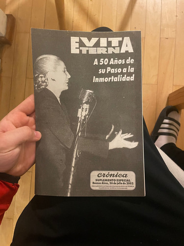 Suplemento Crónica Evita Eterna A 50 Años De Su Paso A La In (Usado)
