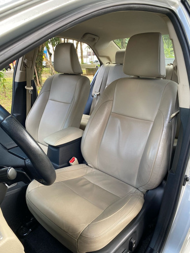 Toyota Corolla 2.0 16v Altis Flex Multi-drive S 4p