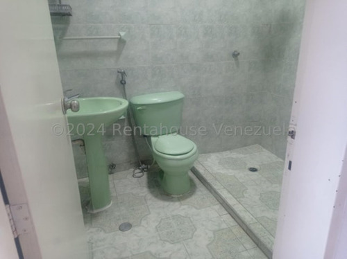 Milagros Inmuebles Apartamento Alquiler Barquisimeto Lara Zona Centro Economica Residencial Economico Código Inmobiliaria Rent-a-house 25-5187