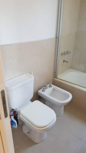 Imagen 7 de 19 de Departamento En Venta - 2 Ambientes - Olivos