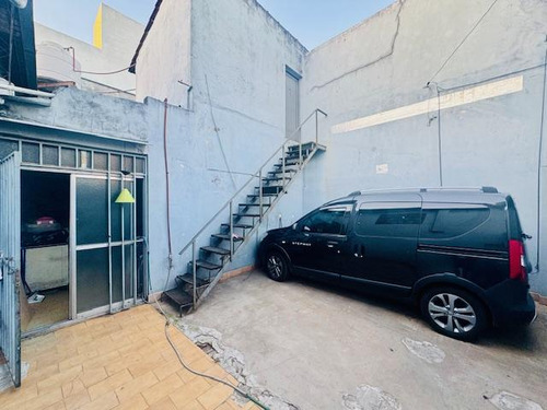 Casa En Venta Con Galpón