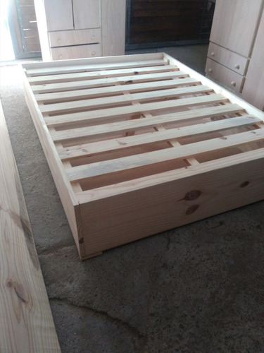 Cama Con Baúl | Madera Maciza  | Sin Lustre 