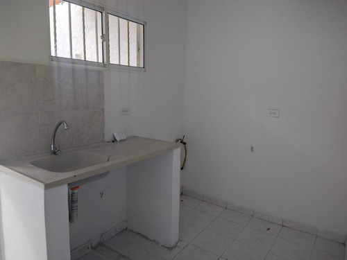 Imagen 6 de 9 de Casa En Venta Villa Olimpica Via Galapa