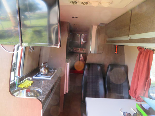 Mercedes Benz. Sprinter 415 Larga, Eje Trasero Simple