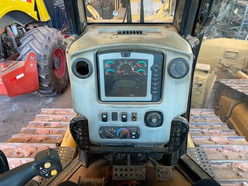 Imagem 10 de 11 de Trator De Esteira Caterpillar D6n Xl Ano 2014