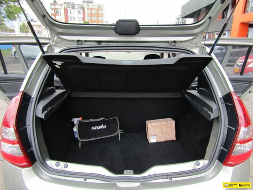 Renault Sandero Authentique 1.6