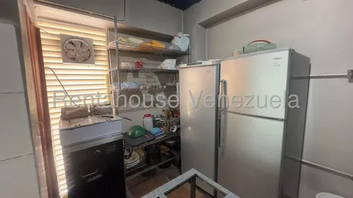 Rent-a-house Vende Fondo De Comercio Bar-restaurante, San Jacinto, Maracay, Estado Aragua, 25-16218 Gf.