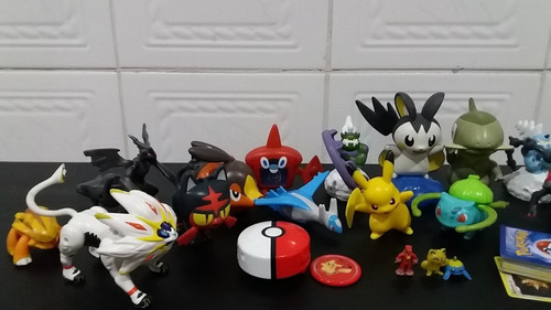 Kit Com 23 Brinquedos Pokemon Originais