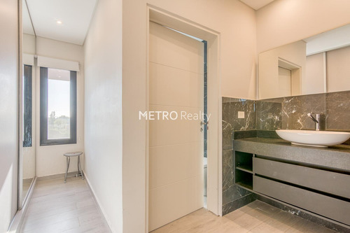 Casa En Venta En Puertos Del Lago, Ceibos