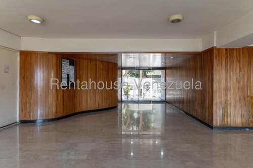 Apartamento En Venta Lomas De Prados Del Este