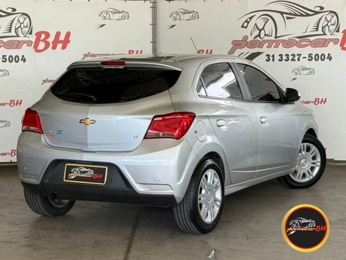 Chevrolet Onix 1.4 MPFI LT 8V FLEX 4P AUTOMÁTICO