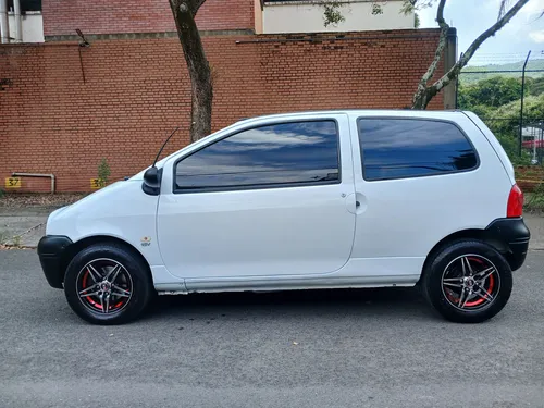 Renault Twingo 1.2 Access +