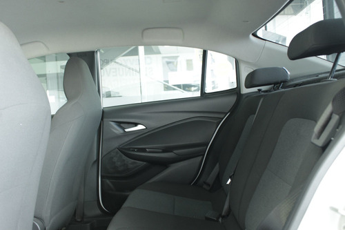 Imagen 8 de 15 de Chevrolet Onix 2021 1.0 Ls At