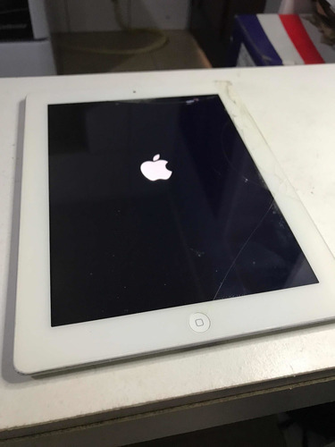 Imagem 2 de 9 de iPad 2 A1342 16gb Prata/branco Apple Leia O Anúncio