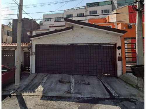 Hermosa Casa En Cerrada Oceano Atlantico, Lomas Lindas, Atizapan, Edo De Mexico