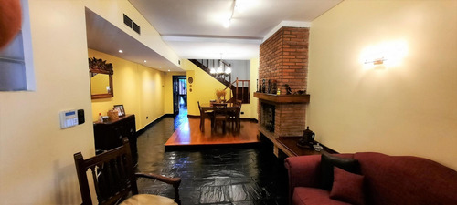 Imagen 5 de 30 de Espectacular Triplex C/jardín Y Coch Doble