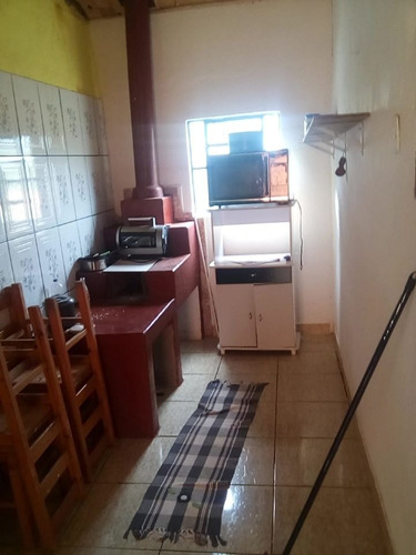 Chácara No Bairro Nogueira Em Aiuruoca Mg, Perto De Alagoa , Lugar De Lindas Cachoeiras, Casa Com 03 Quartos, Terreno Com 2.000 M2. - 330