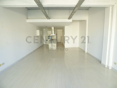 Incréible Departamento De 1 Ambiente Tipo Loft De 70m2 C/cochera - Villa Urquiza
