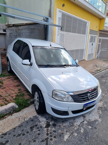 Renault Logan 1.6 16v Expression Hi-flex Aut. 4p
