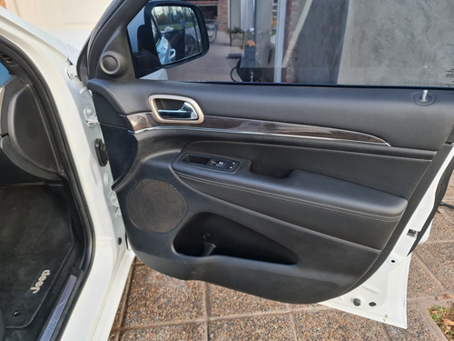 Jeep Grand Cherokee 2014 3.6 Overland 286hp At