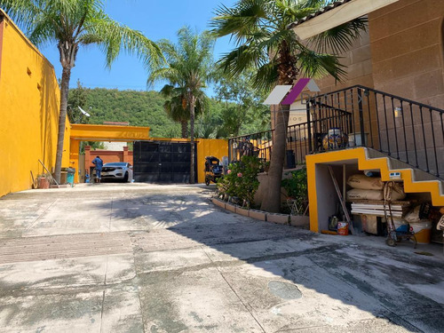 Quinta Campestre En Venta -carretera Nacional- El Barrial, Santiago N.l.