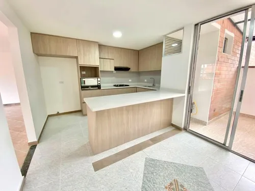 Apartamento En Venta En Laureles. Cod V4384