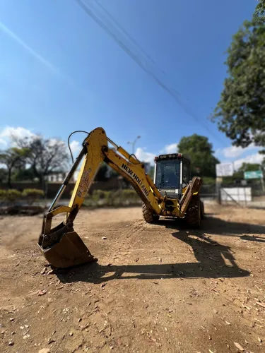 Retrocargadora New Holland B95b