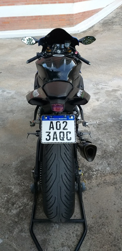 Yamaha R1