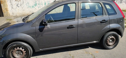 Imagem 2 de 9 de Ford Fiesta 2012 1.0 Flex 5p
