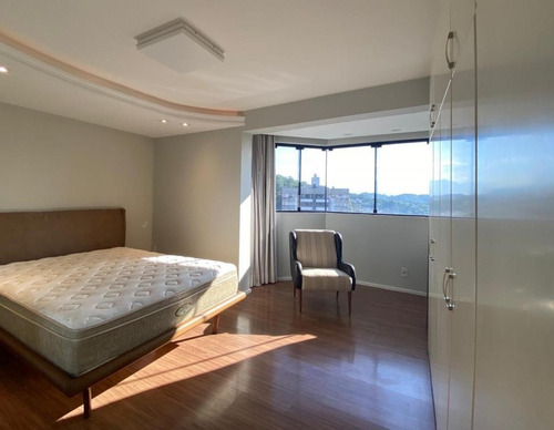Apartamento No Glória Com 3 Quartos Para Venda, 169 M² - Ka1206
